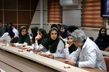 جشن پایان سال بیمارستان رفیده